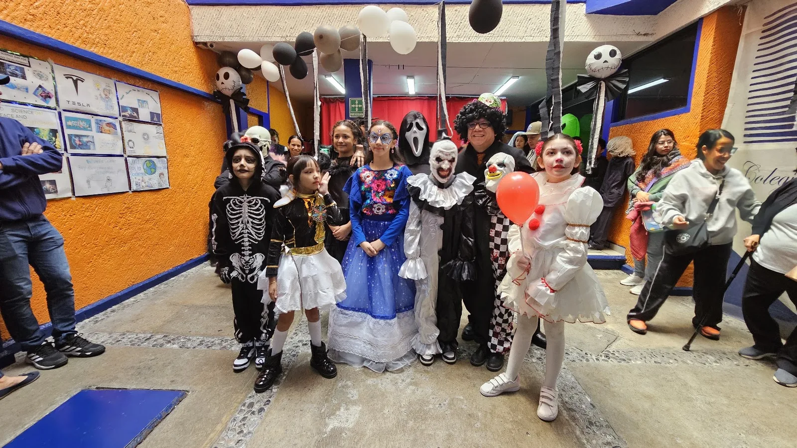 Actividad del Colegio Nueva Era Americano 8