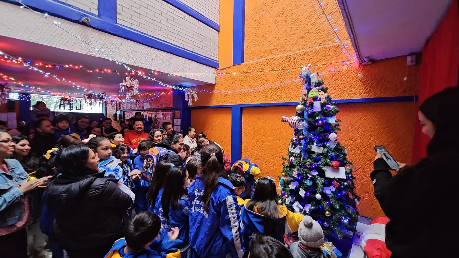 Actividad del Colegio Nueva Era Americano 11