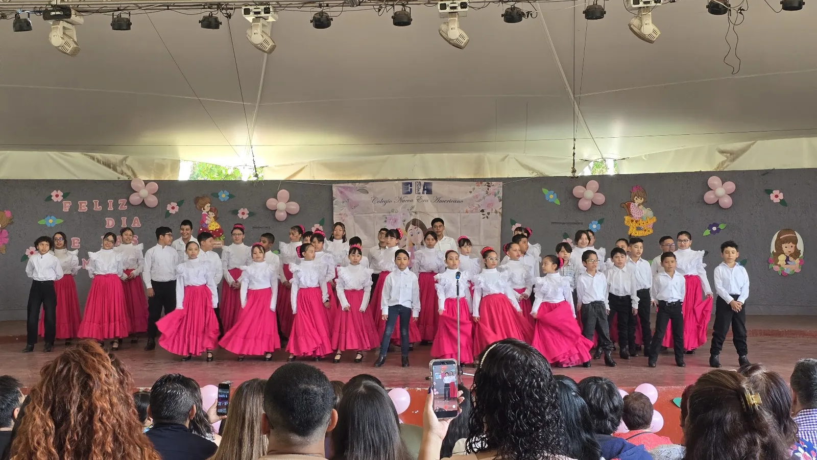 Actividad del Colegio Nueva Era Americano 21